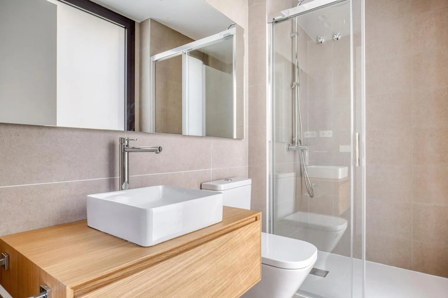 Blueground Vila De Gracia Pool Roof Bcn-56 Βαρκελώνη 0*,  Ισπανία